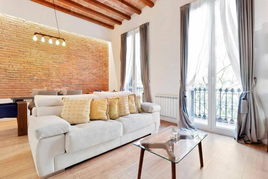 Arc De Triomf Luxury Modern 2-bedroom 2-bathroom Appartement