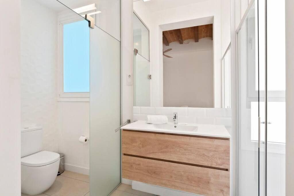 Arc De Triomf Luxury Modern 2-bedroom 2-bathroom Appartement *